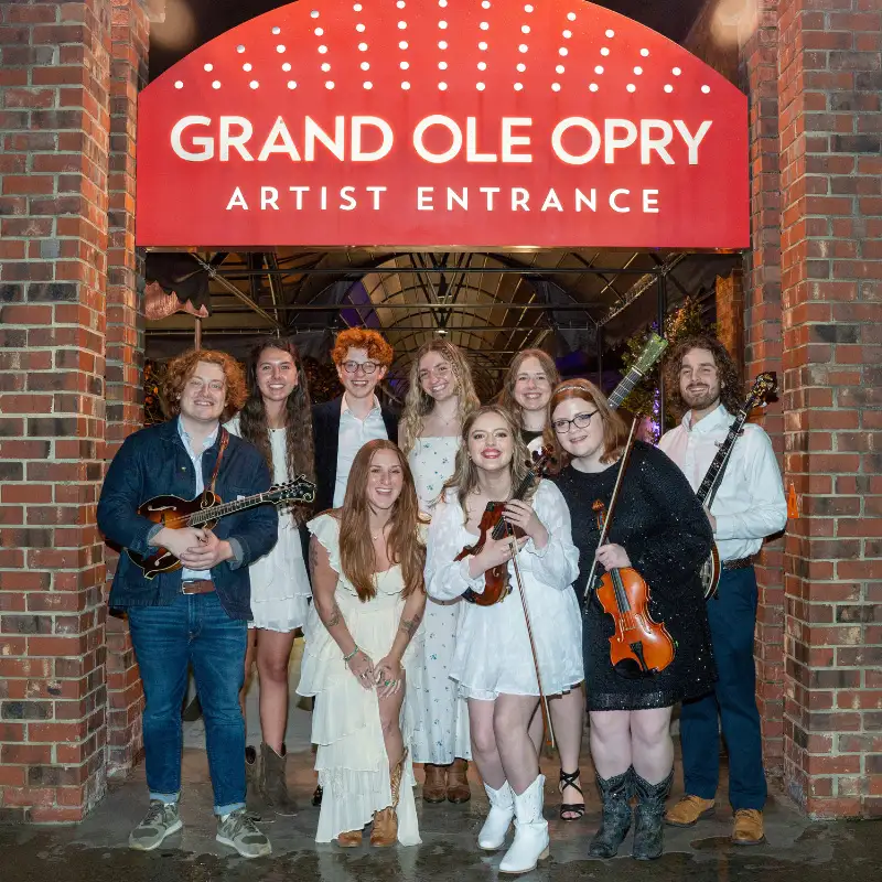 Belmont students pose for picture outside of the Grand Ole Opry Artist Entrance