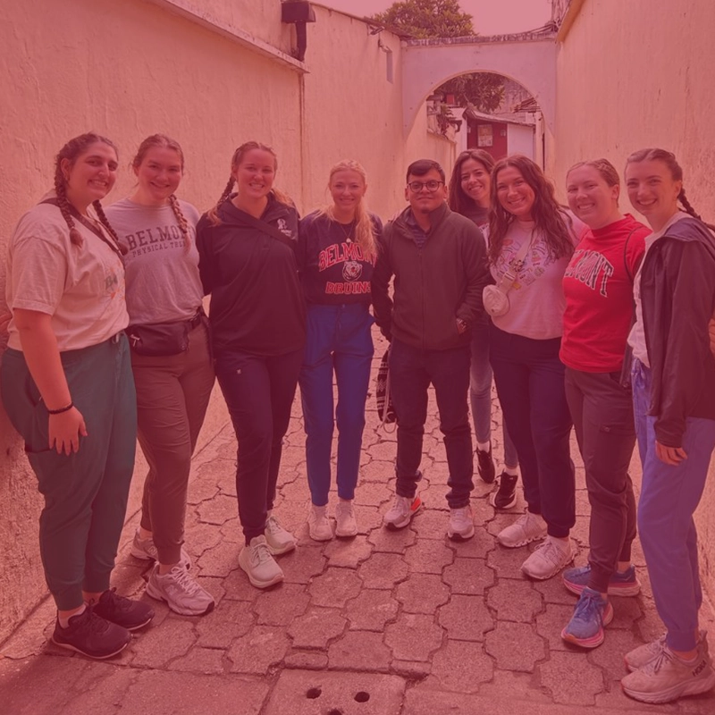 Belmont students in Guatemala