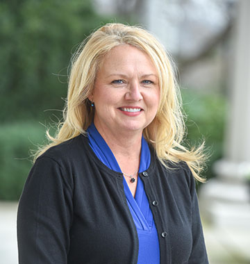 Photo of Melanie Adams