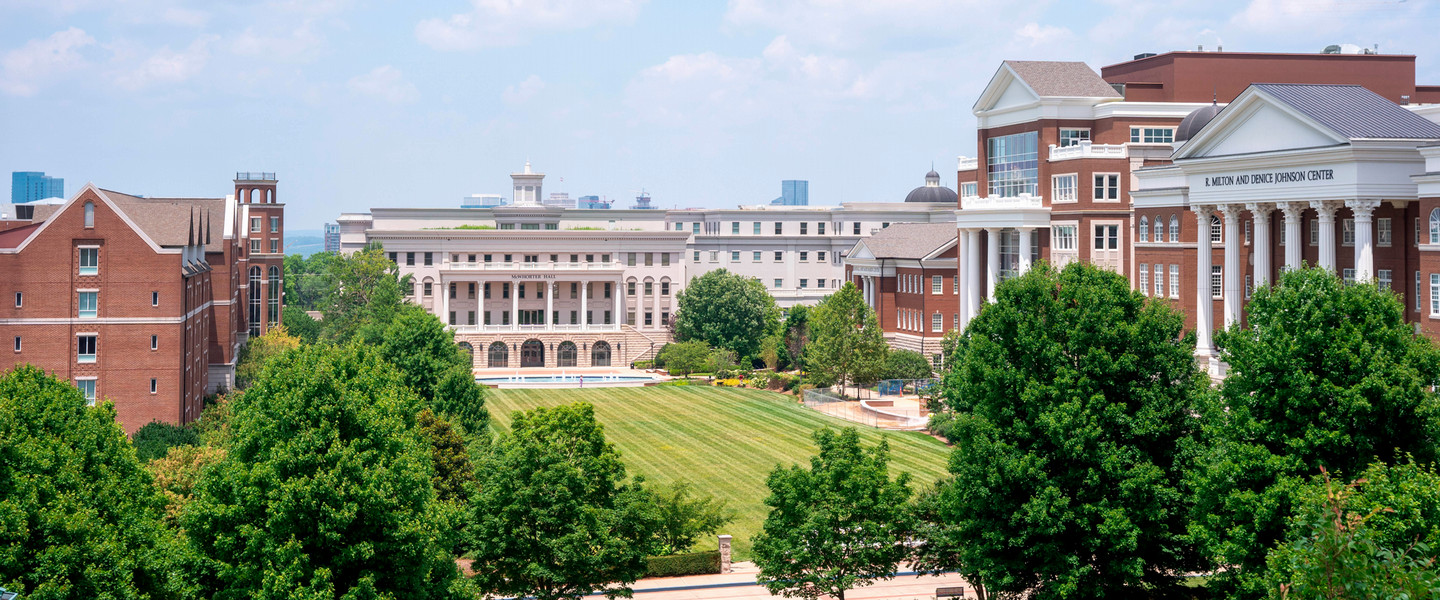 The main lawn on Belmont's campus on a sunny day