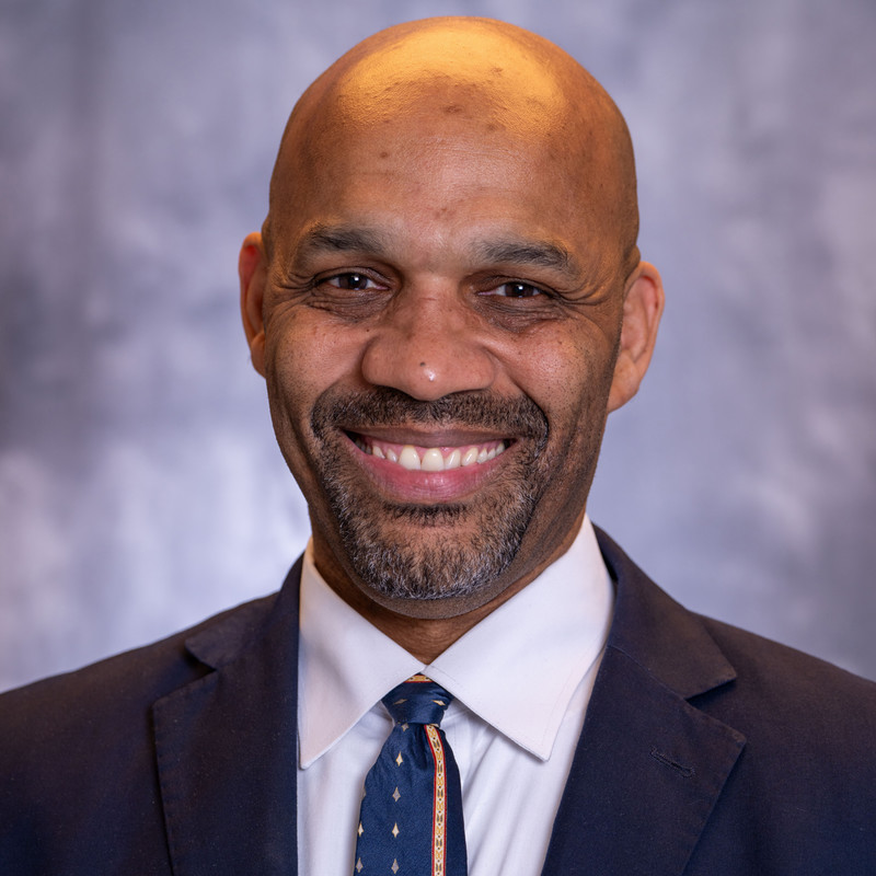 Headshot for Ezell Lundy