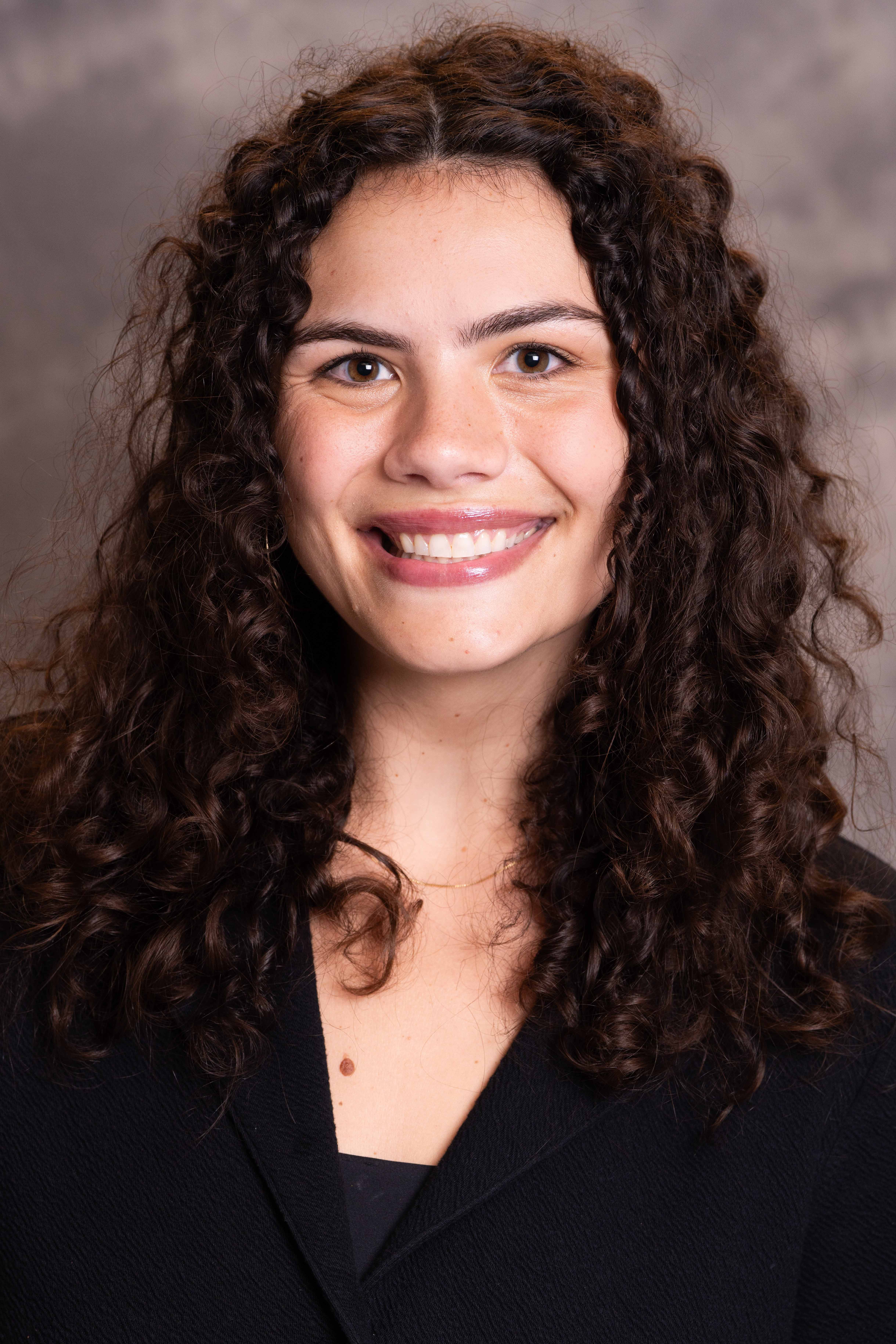 headshot of lucy gruber