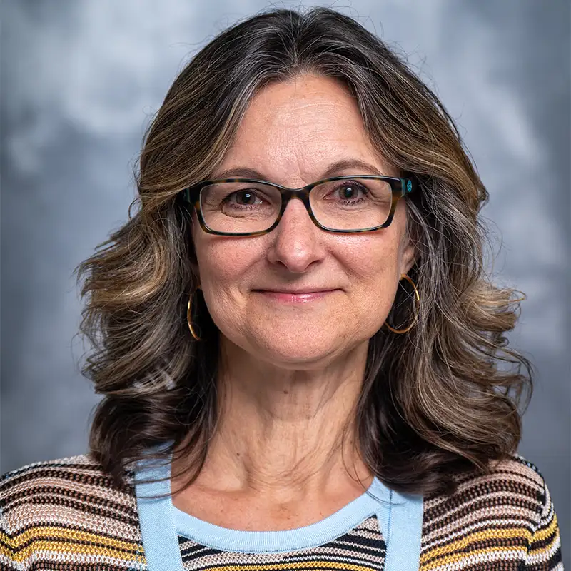 Lynn Applin