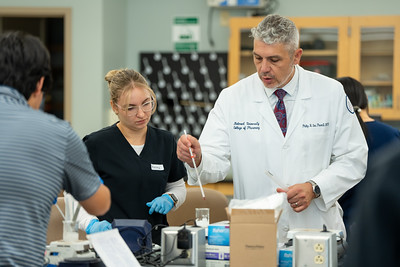 pharmacy_lab