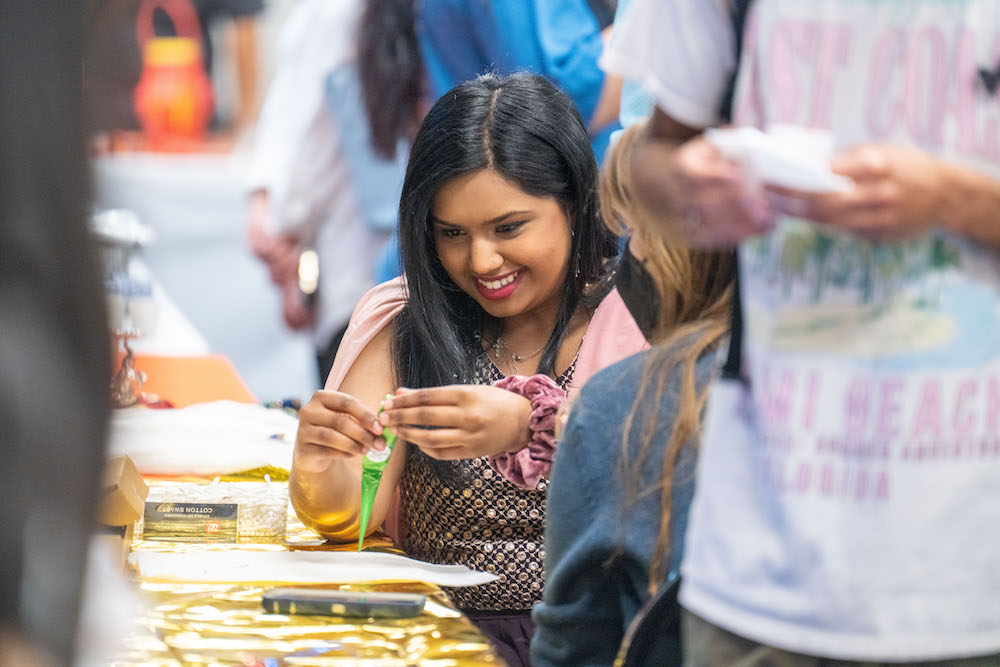 Student at henna station