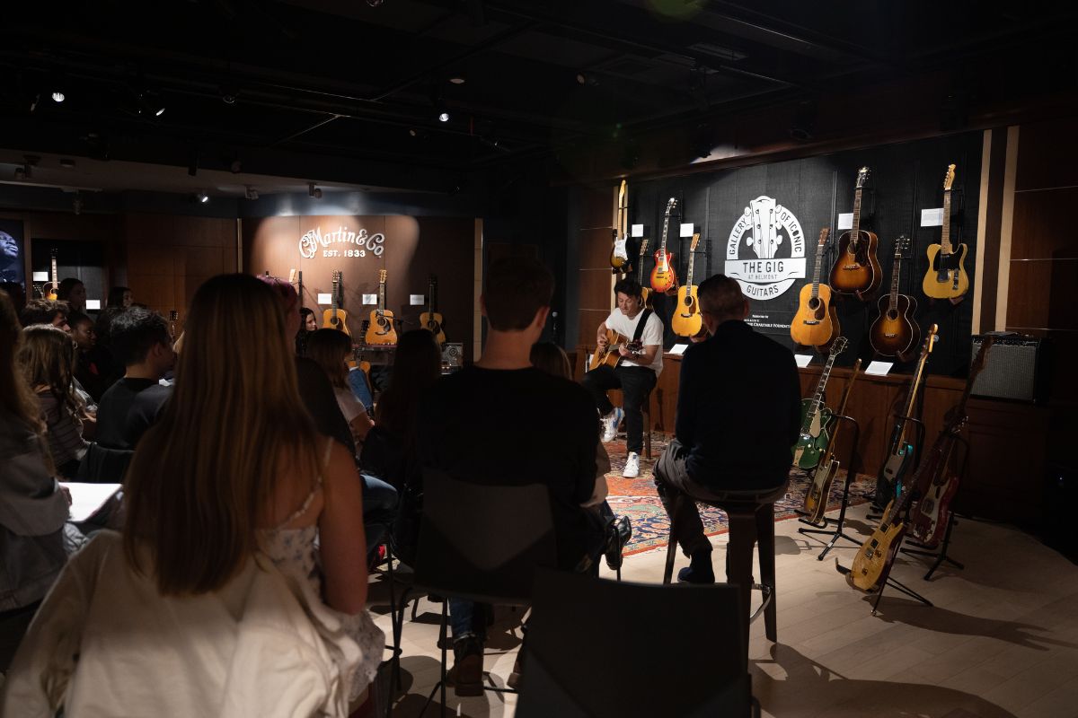 Student performing for Ed Sheeran