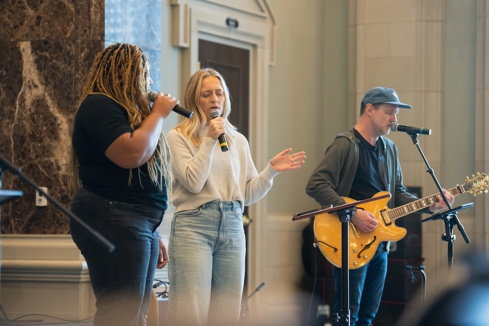 chapel service at Belmont