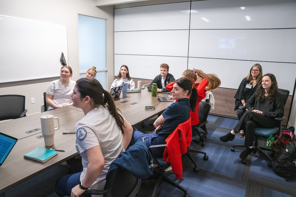 Belmont and QUB students collaborate