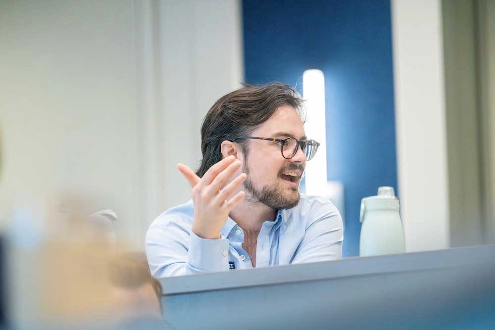 Belmont employee at workshop 2