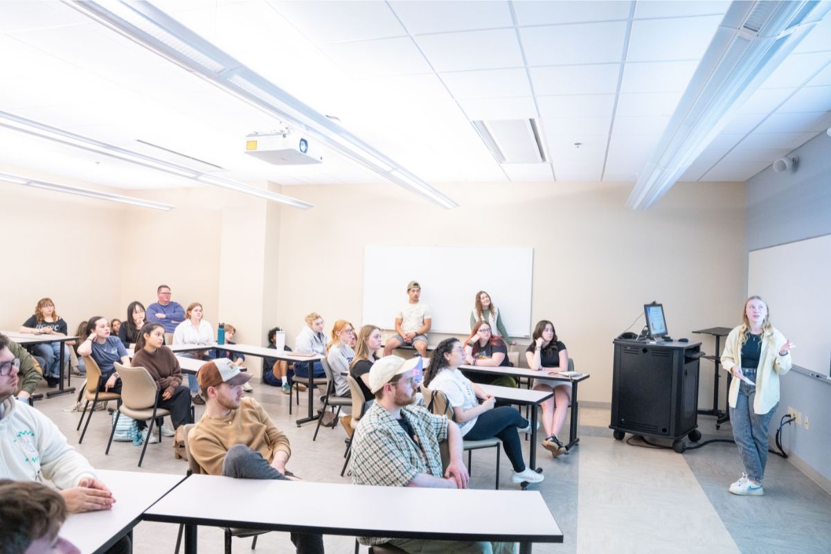 Student presents at SPARK