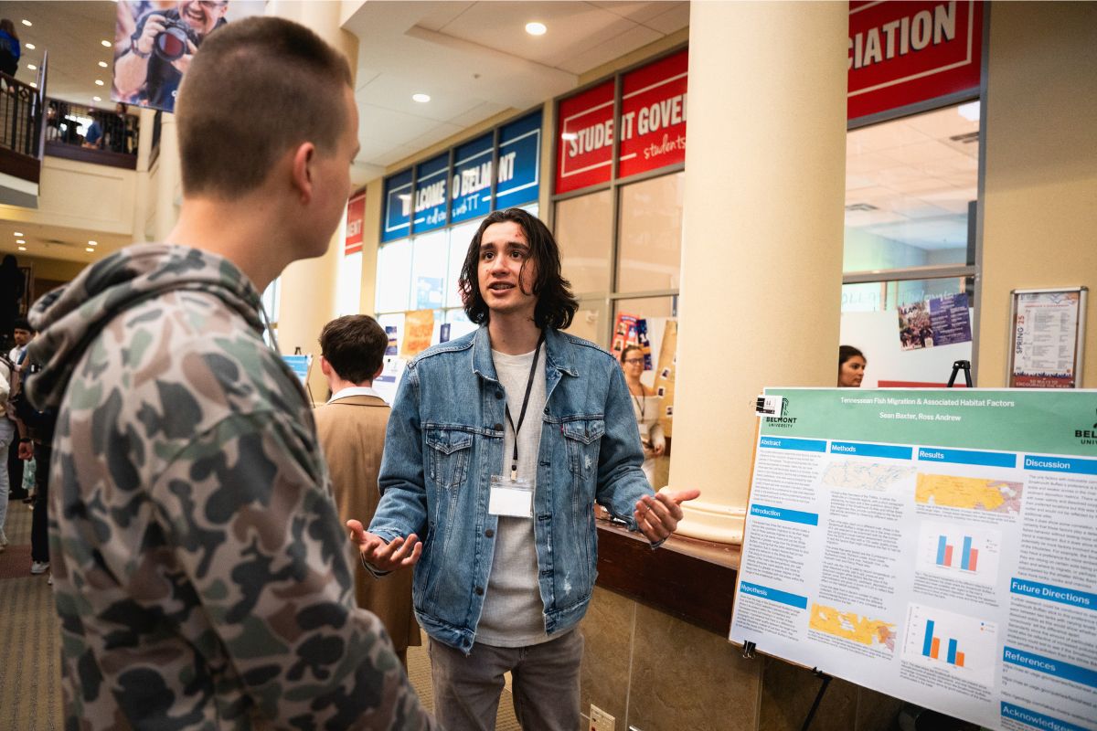 Student presents at SPARK