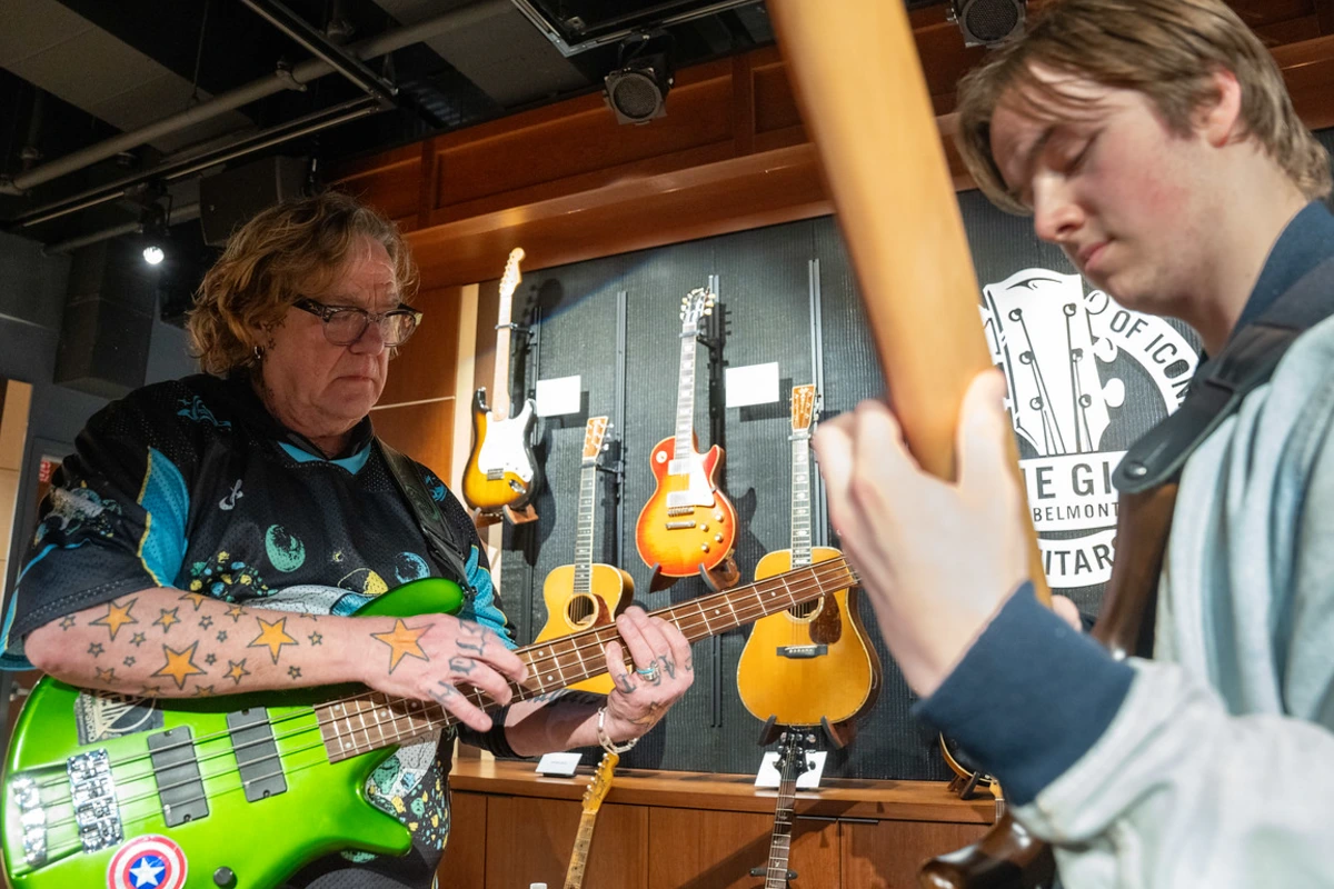 Stu Hamm and guitar student