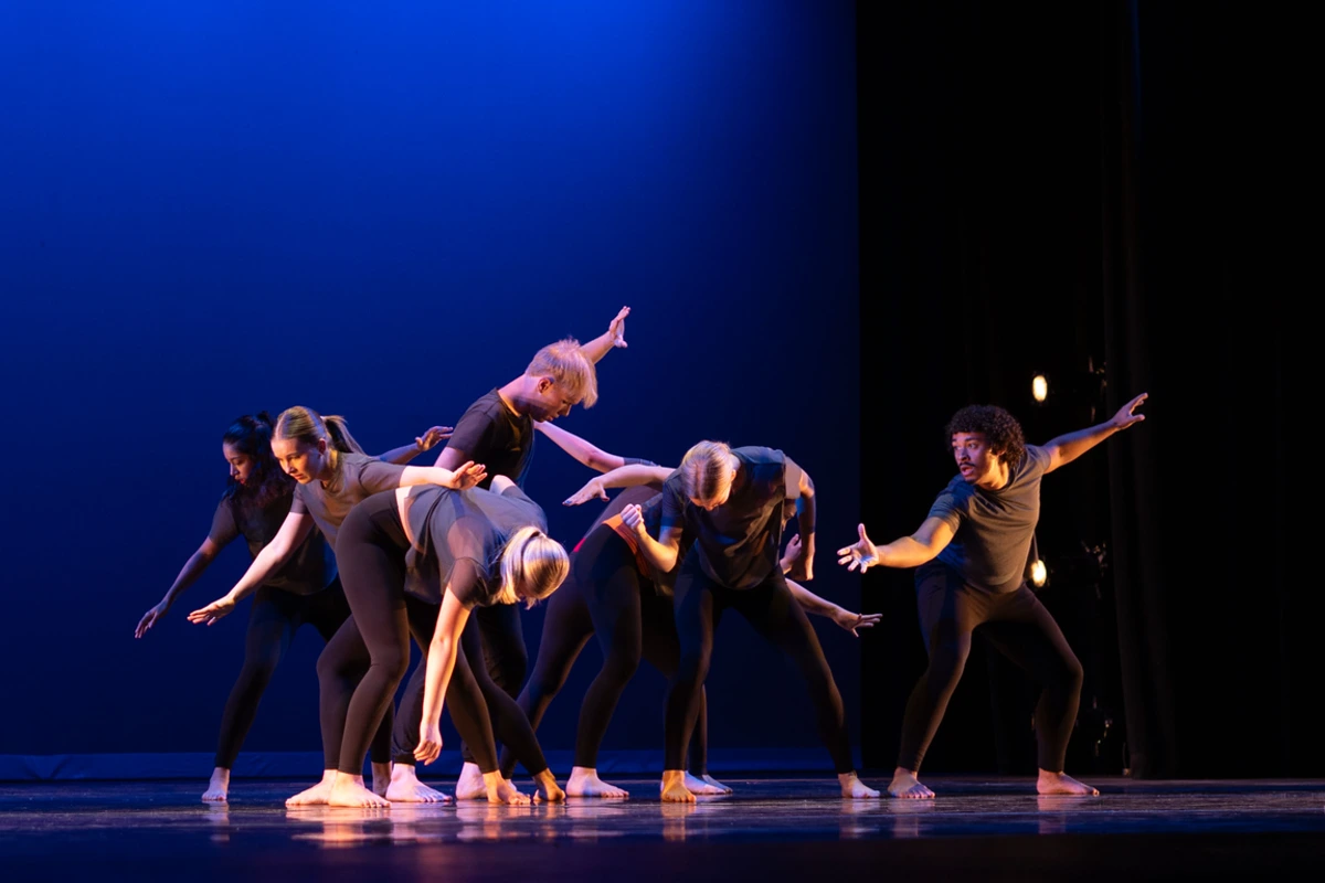 Students present dance at SPARK