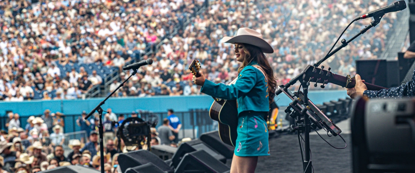 Country artist Carlisle Wright performing at Nissan Stadium