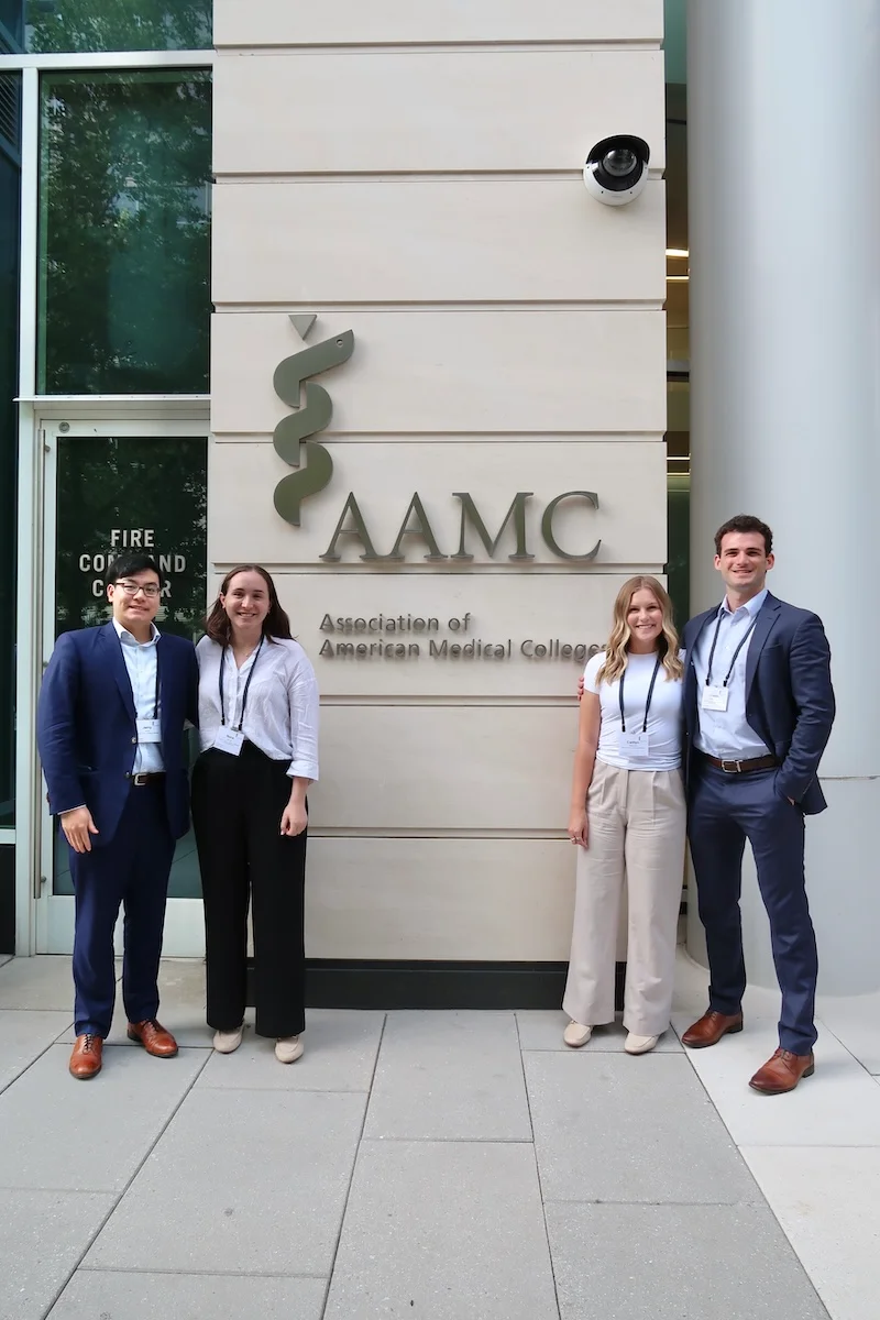 Caitlyn Luce Bing and peers on an academic trip