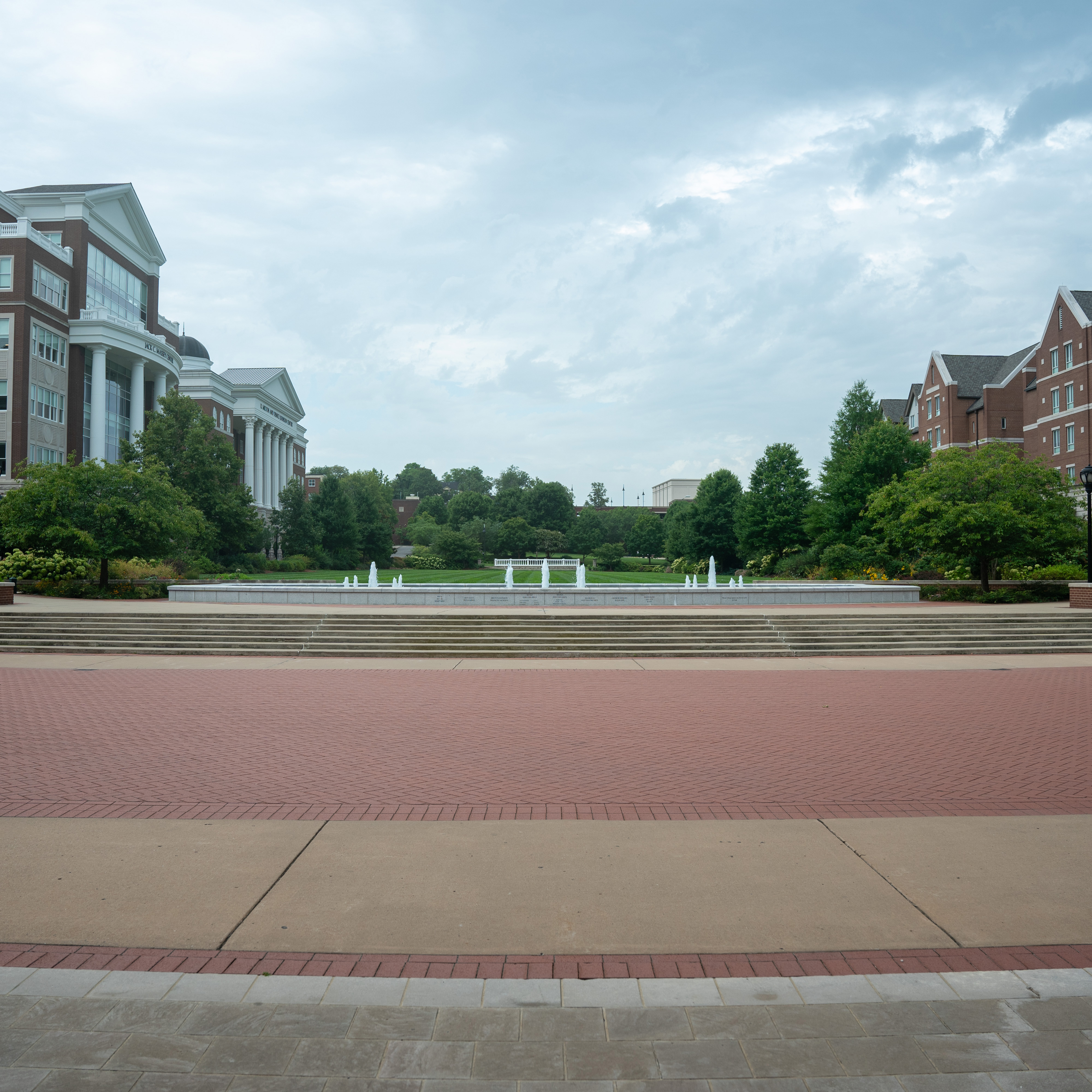A wide view of Freedom plaza